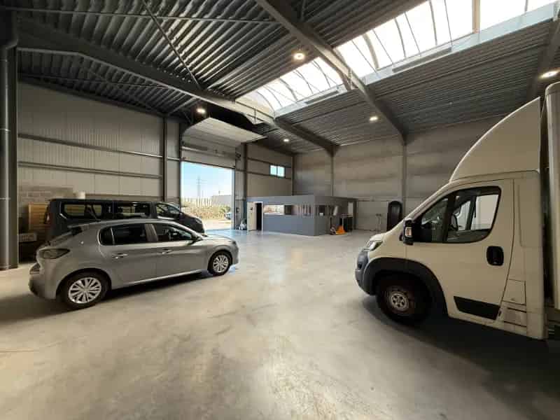Magazijn te koop in Wondelgem