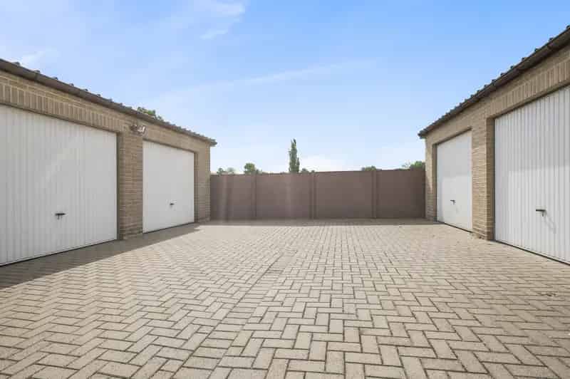Garage te koop