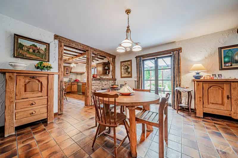 Huis te koop Géronsart: 4 slaapkamers, zwembad, garage