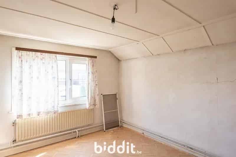 TE RENOVEREN WONING