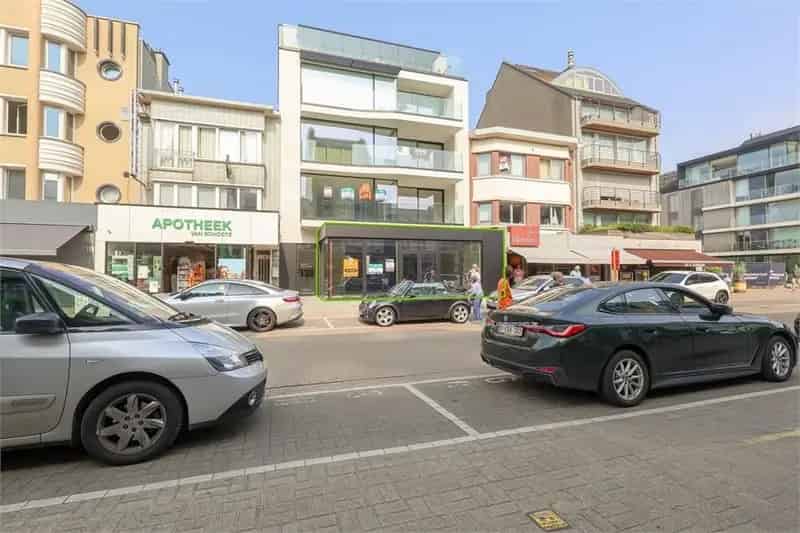 Nieuwbouw handelspand te koop in Sint-Idesbald