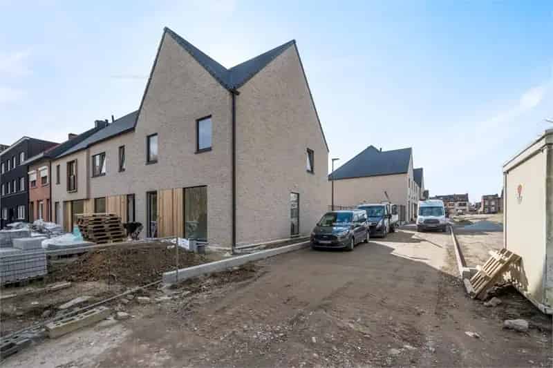 Nieuwbouw huis te koop in Burcht