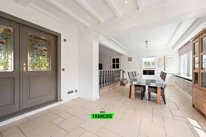 Charmante woning met 4 slaapkamers en 2 badkamers in volle privacy te Blankenberge