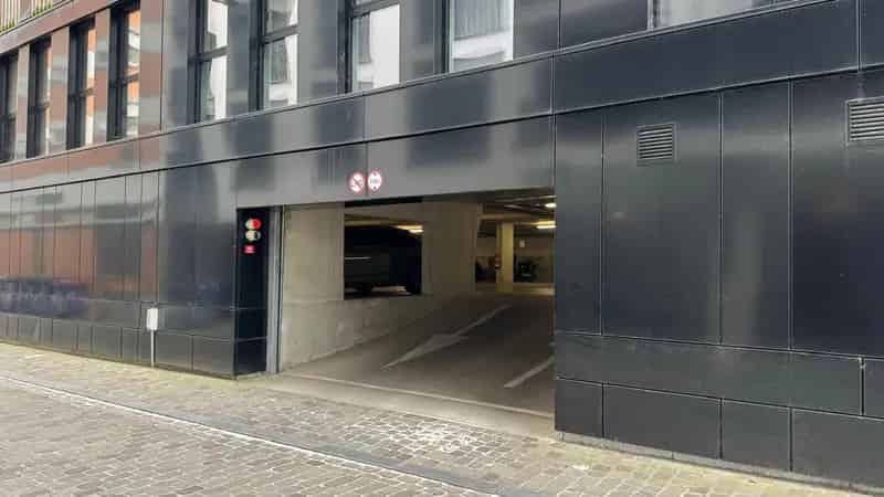Garage te koop