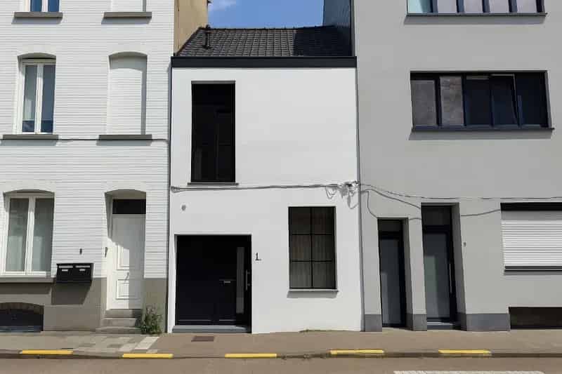 Stijlvol gerenoveerde en instapklare woning met 2 slaapkamers nabij De Visserij – Gent