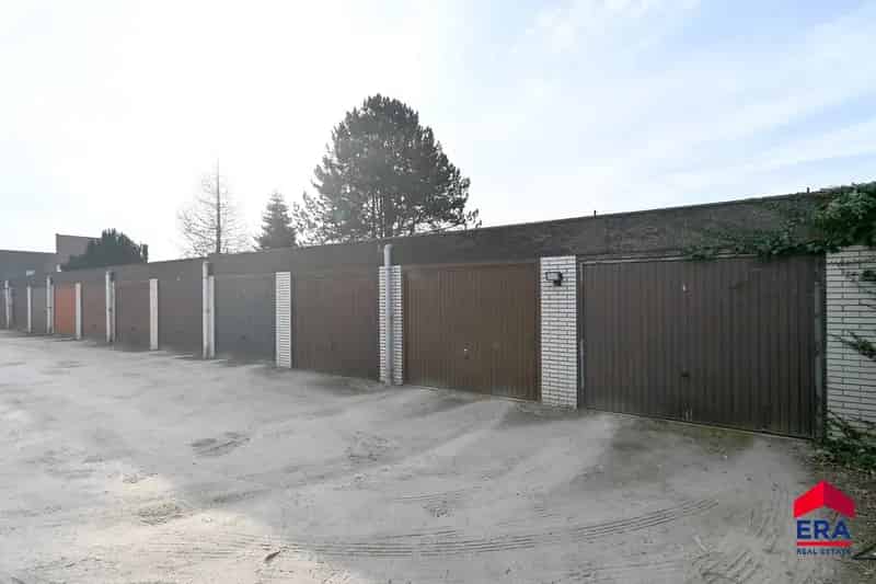 Garage te huur in Eeklo Centrum