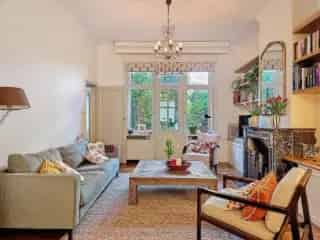 Huis te Koop Etterbeek Jubelpark: Gerenoveerd met Tuin