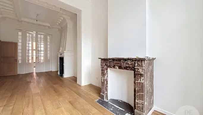 Huis te huur in Rue De Stassart - De Stassartstraat 64, Elsene - Dewaele