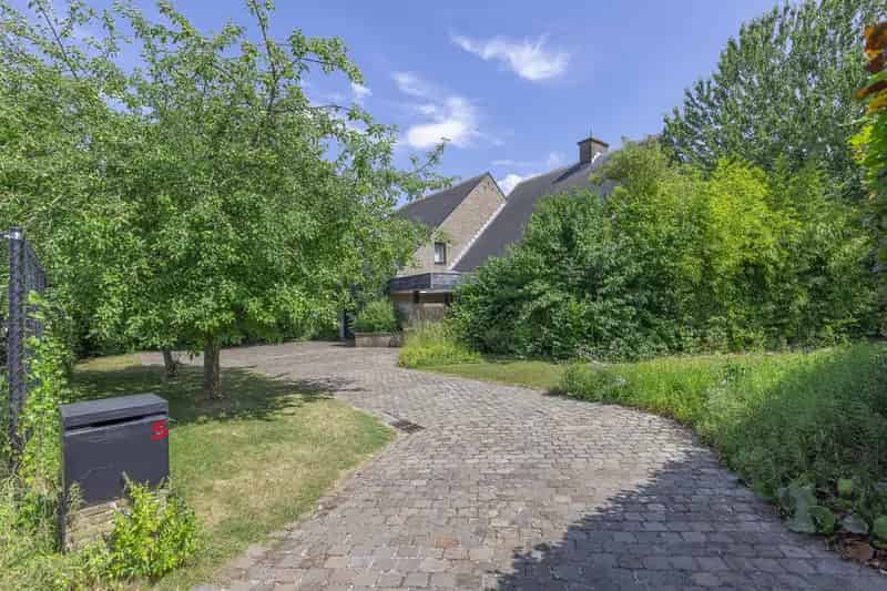 Prachtige gezinsvilla op discrete locatie te Ternat-Wambeek.