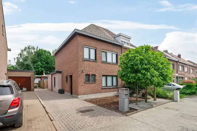 Gezellige gezinswoning met tuin in rustige buurt van Rumst
