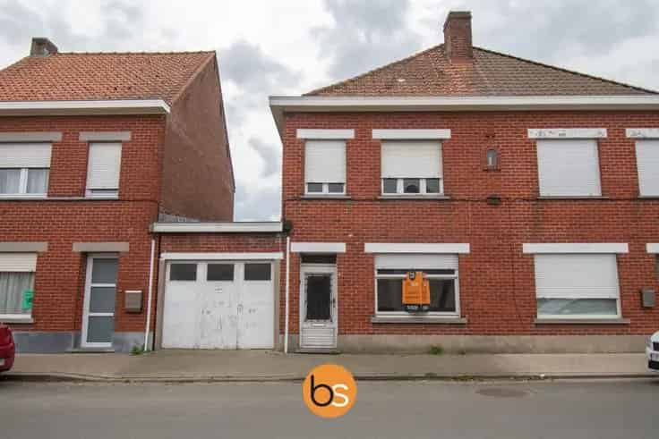 Te renoveren woning te koop in Ledegem