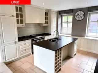 Huis te huur Chastre 150m² 4 slaapkamers tuin garage
