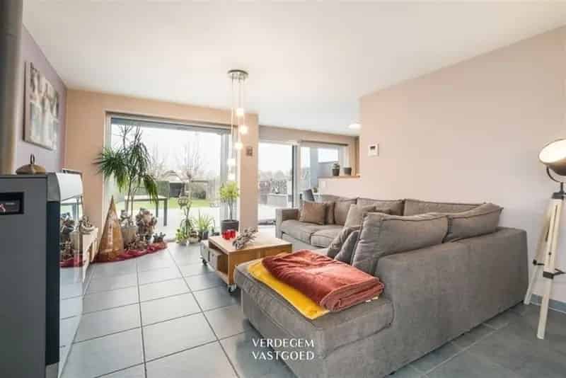 Mooie familiewoning met 4 slaapkamers en zuid tuin