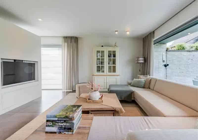 Eigentijdse high end villa met tuin, ruim terras & dubbele garage