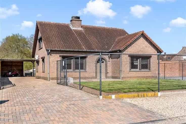 Huis Te Koop Paal 4 slaapkamers recent gerenoveerd