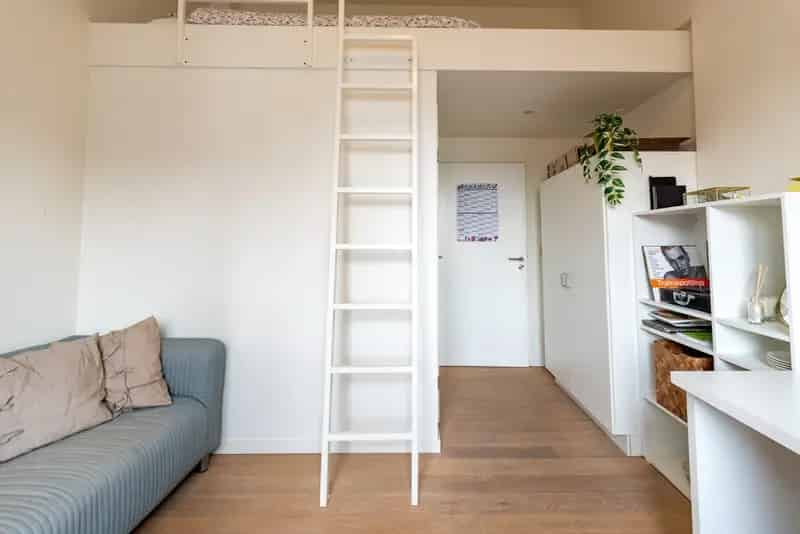 Studentenkamer in voormalige brandweerkazerne 8501728