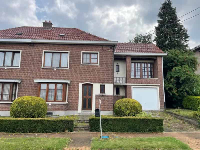 Super gezellige stadswoning gelegen op een prachtig perceel