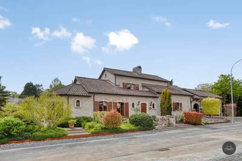 Luxe Spaanse Villa te huur Tremelo 697m² Wellness