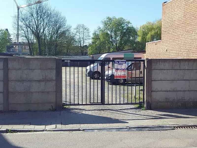 Parkeerplaats Te Huur , Hasselt, Limburg