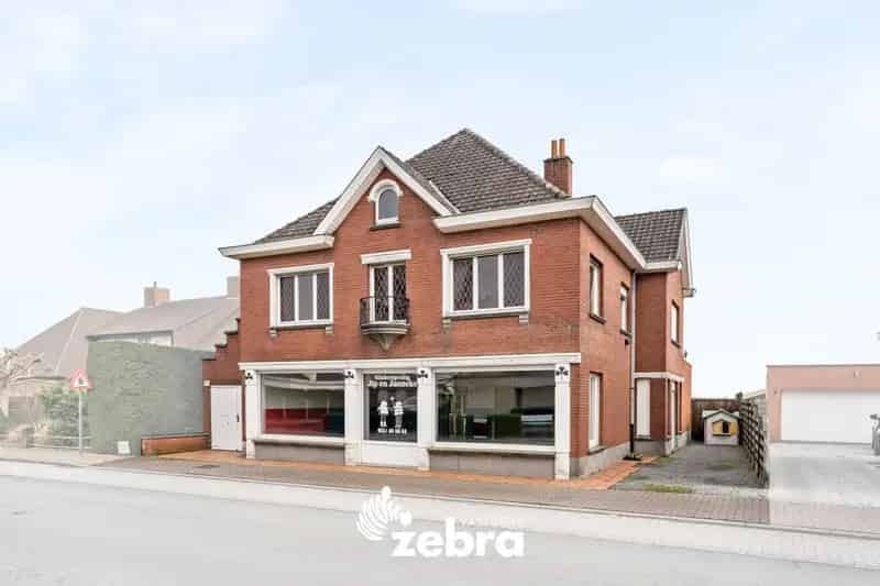 Ruime alleenstaande woning te Marialoop (Meulebeke)!