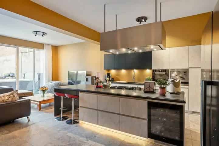 Gelijkvloers appartement te koop in Antwerpen