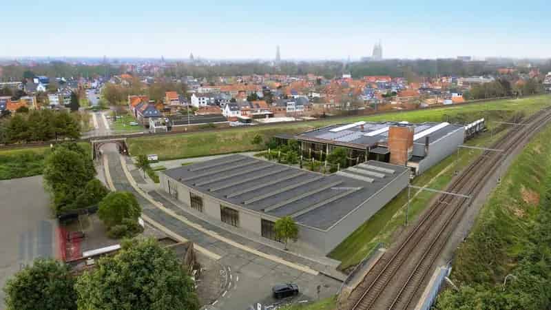 Nieuwbouw bedrijfsgebouw te huur in Unit 1 Brugge