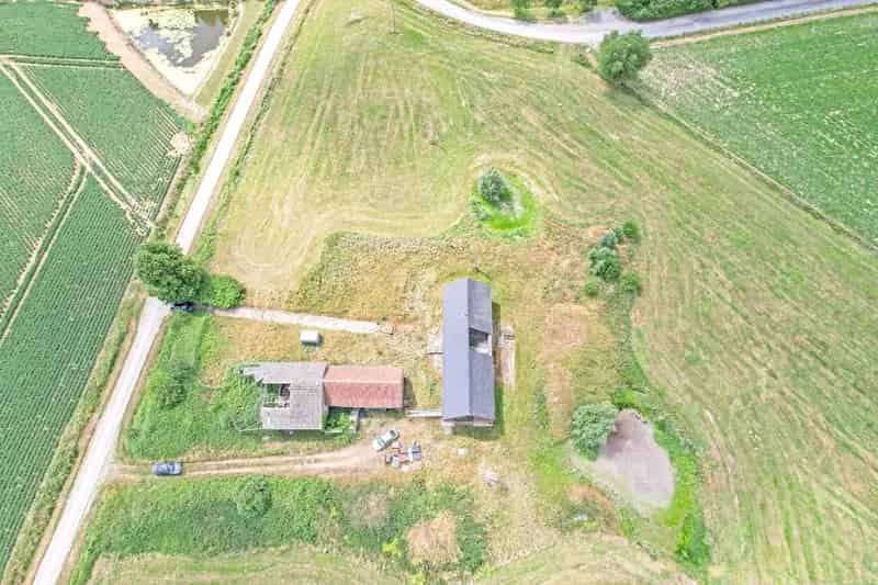 Unieke casco woning op 2ha grond