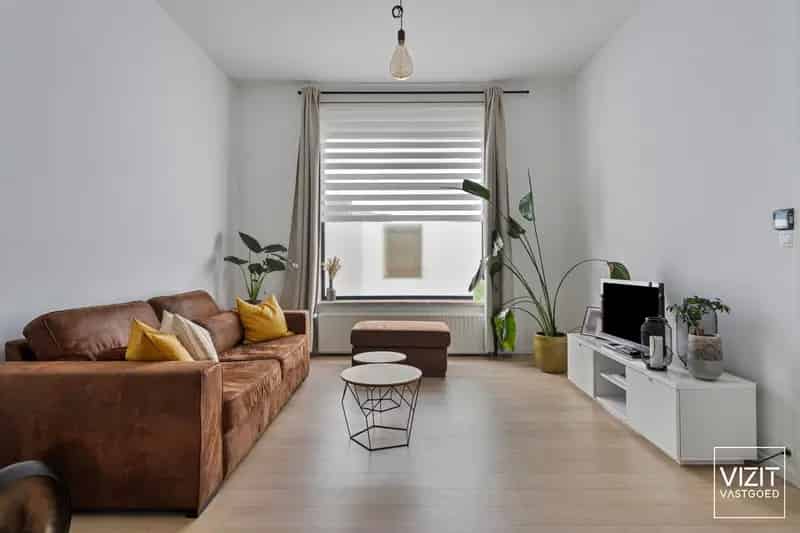 Instapklare woning te centrum Zottegem