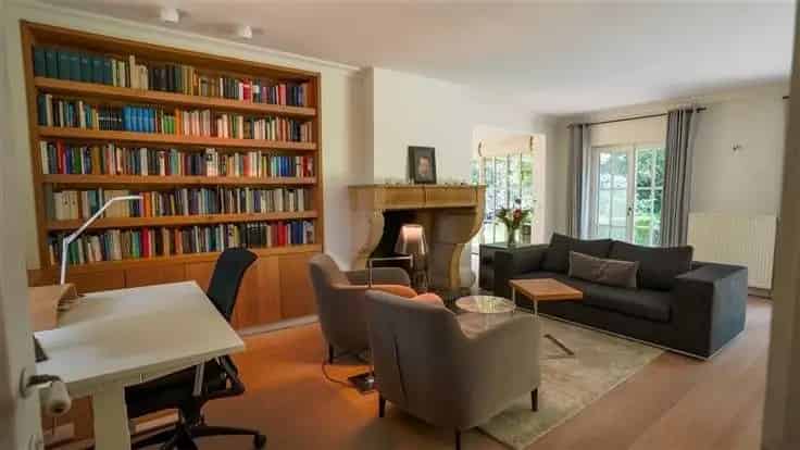 Huis Te Koop Lochristi: Exclusieve Villa met Tuin