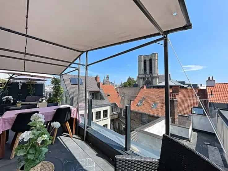 Serviceflat Te Koop