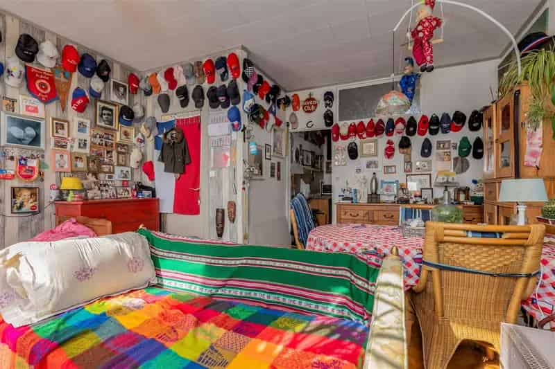 Woning ingedeeld in 3 verhuurde appartementen
