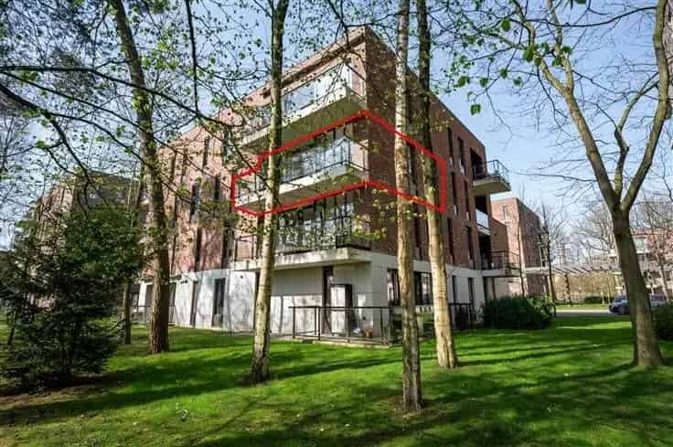 Serviceflat te Koop Brasschaat 3 slaapkamers terras