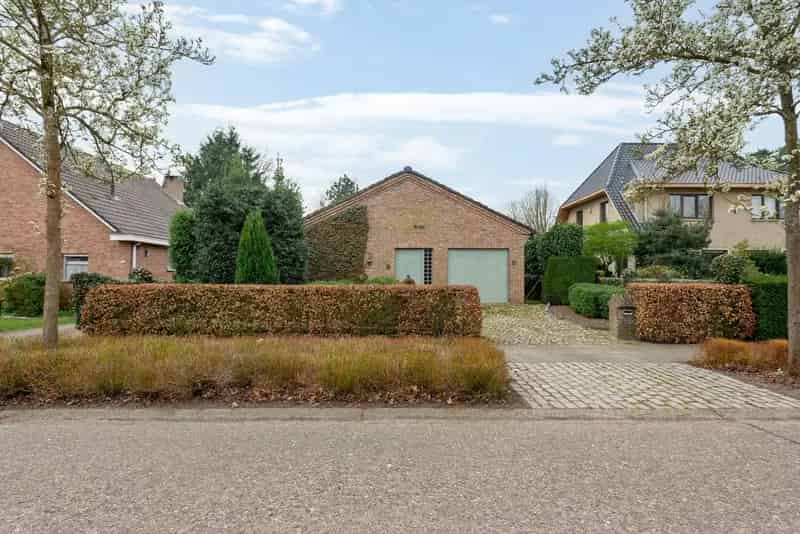 Laagbouw op toplocatie te Brasschaat!