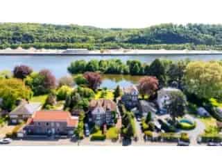 Huis te koop Hermalle-sous-Argenteau 3 slaapkamers zwembad