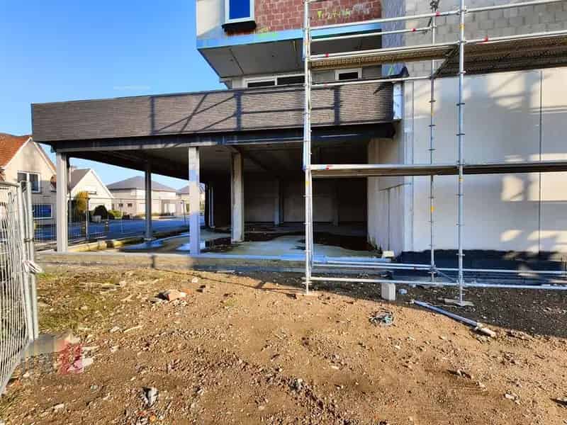 Nieuwbouw handelspand te huur in Zedelgem