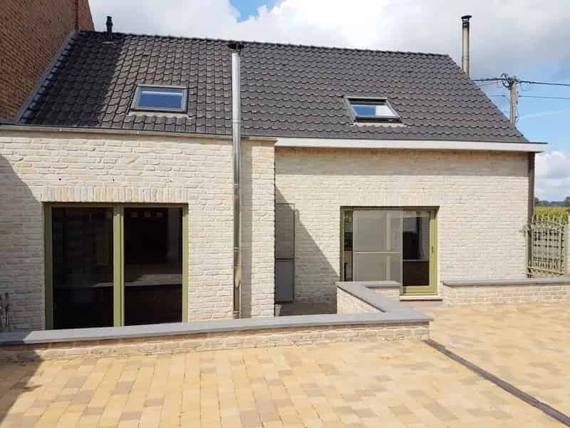 Gunstig gelegen woning met tuin en garage