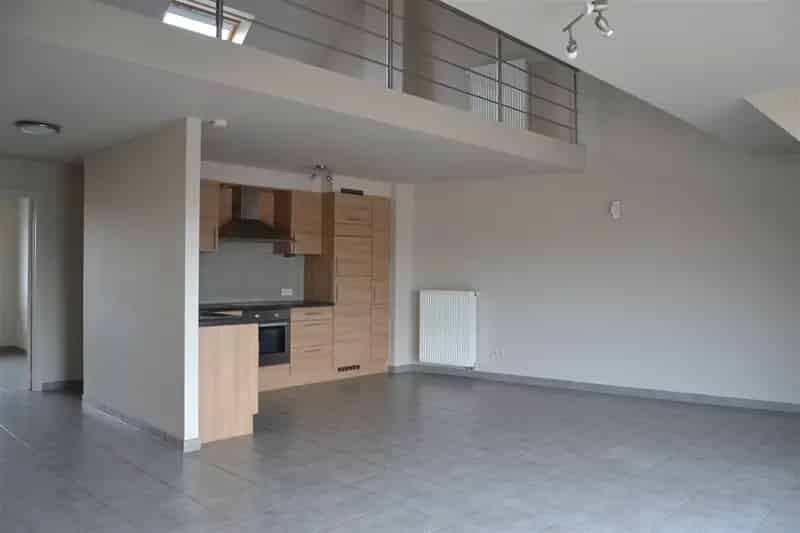 Appartement te huur in Schellebelle