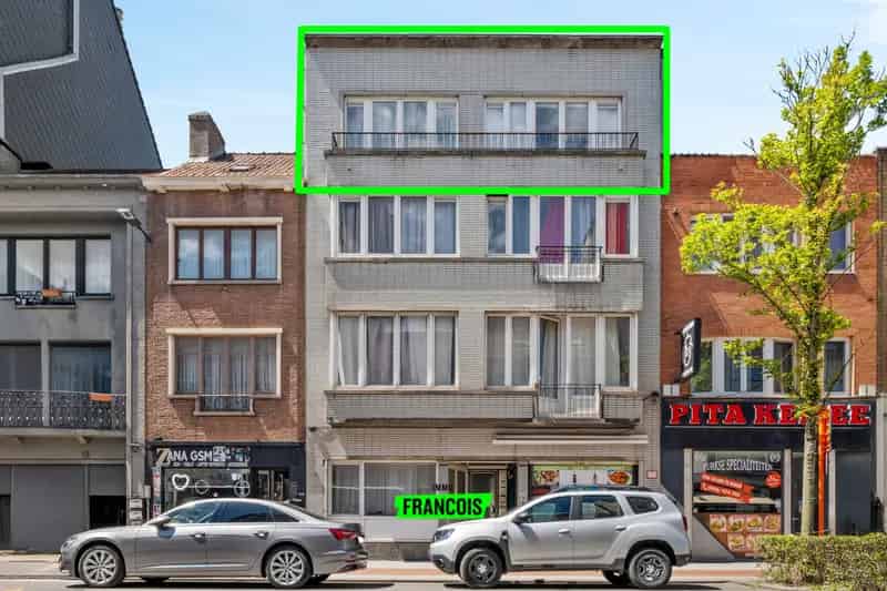 Ruim appartement met 2-3 slaapkamers op gunstige ligging te Oostende.