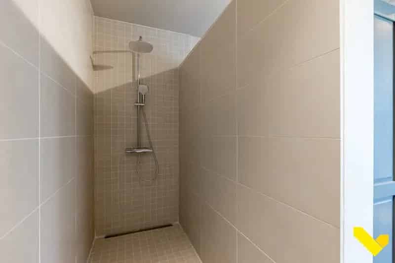 Ruime Woning Met Grote Tuin En Achterliggende Landbouwgrond