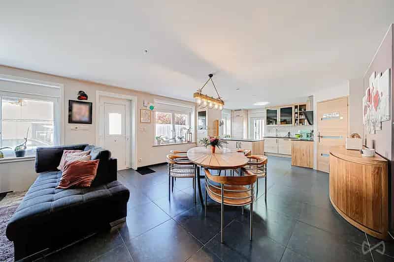 Villa met twee slaapkamers in Roucourt