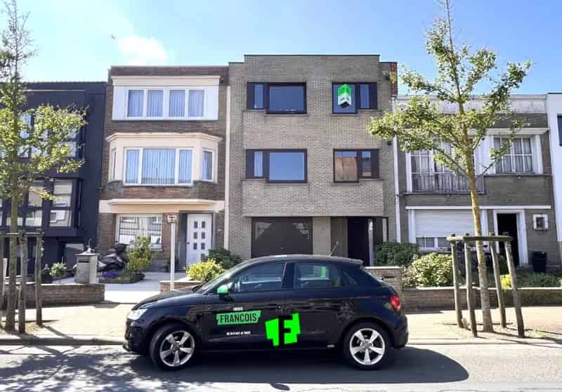 Opvallend ruim en rustig gelegen 2 slaapkamerappartement te Blankenberge