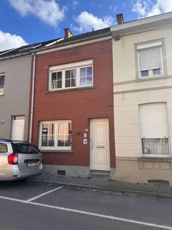 Huis Te Koop Geraardsbergen: Energiezuinige Eengezinswoning met Dakterras