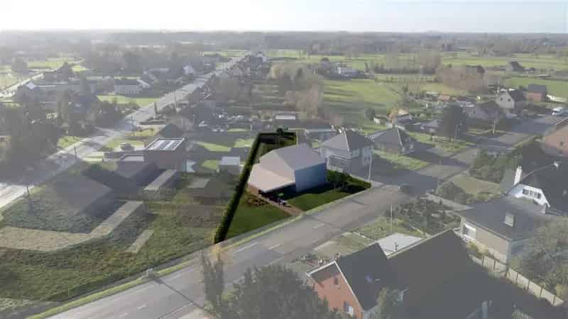 Royale bouwgrond voor open bebouwing van 12a84ca
