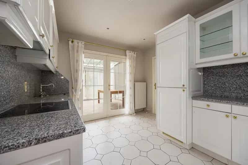 Halfopen Woning Met 4 Slaapkamers
