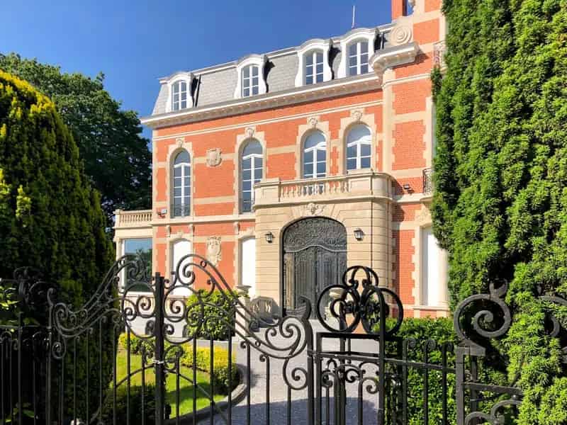 Herenhuis te huur Sint-Pieters-Woluwe 910m² 5 slaapkamers