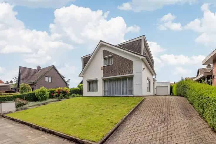 Huis Te Koop: Karaktervolle Villa met Parkzicht