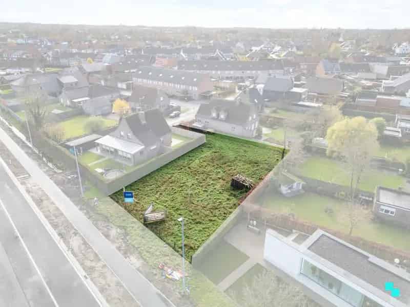 Centraal gelegen bouwgrond te Izegem