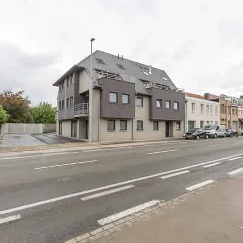 Te koop: Garagebox in Residentie Delphine – Gistel