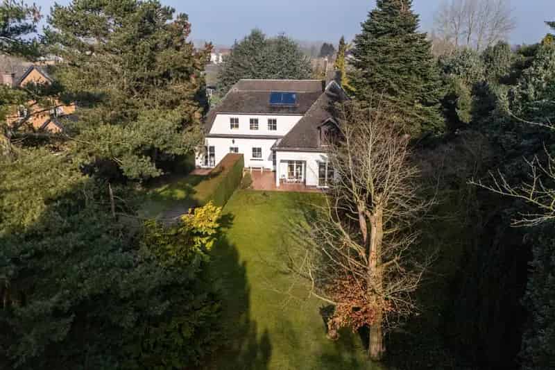 Exclusieve villa met privacy en dubbele woonentiteit