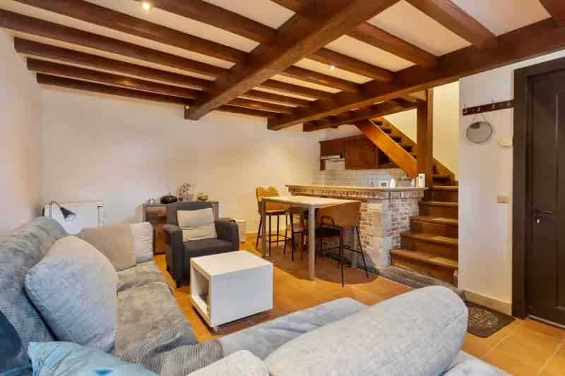 Charmante woning te koop in de Meersestraat, Kluisbergen!